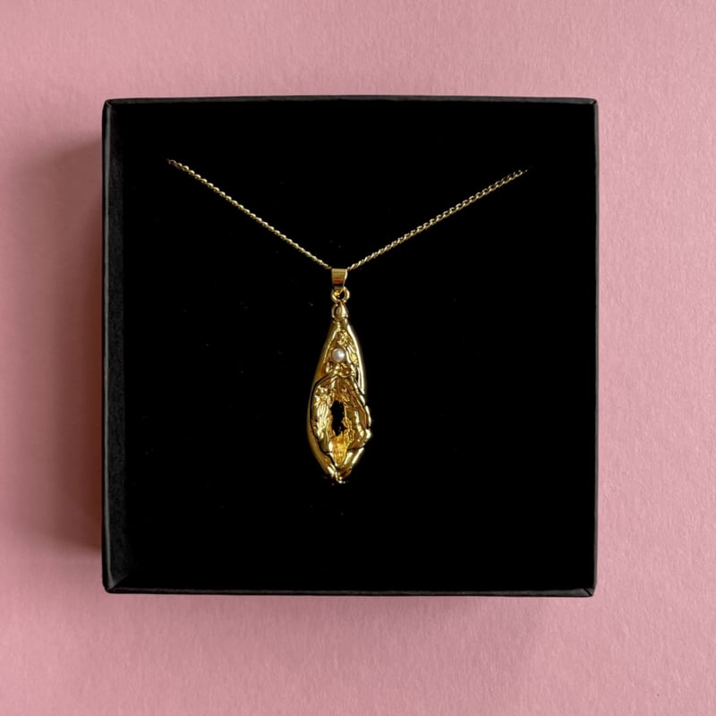 Pussy Pendant GP with Pearl